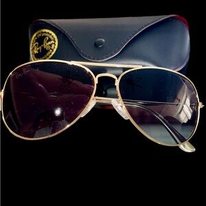 Ray-Ban Classic Gold Frame Sunglasses